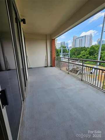 Large 25ft X 8ft Balcony, with no furniture