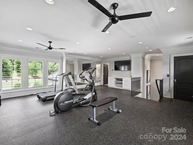 Upper Level Gym with Full Bath