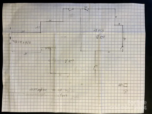 building floor dimensions with 4 SF per grid