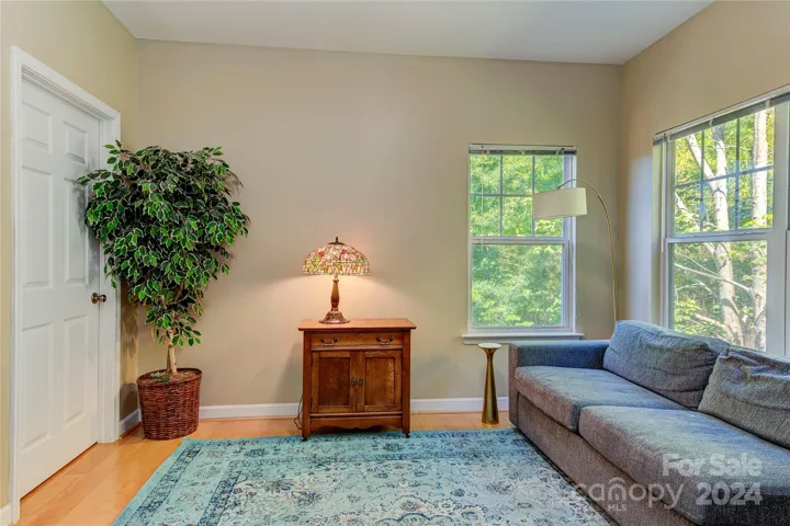 3rd Bedroom /Reading/Exercise Room