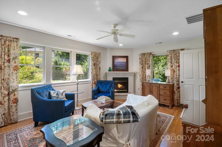 Cottage Living Room