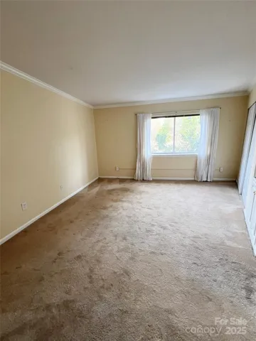 Den
