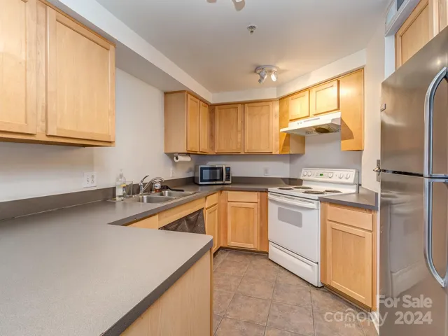 Community Room Kitchen