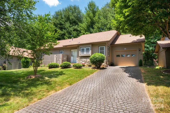 Stand alone townhome in East Asheville's Hawthrone Village