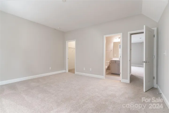 Upstairs Bedroom and Full Bathroom