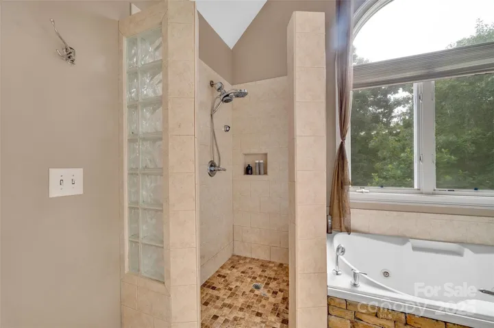 Primary ensuite bathroom