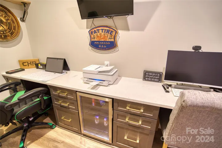 Built in quartz desk