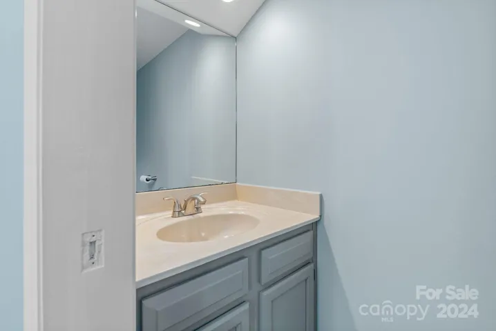 Half Bath in Upstairs Loft
