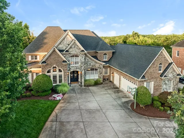 1407 Venetian Way Drive