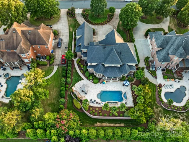 1407 Venetian Way Drive