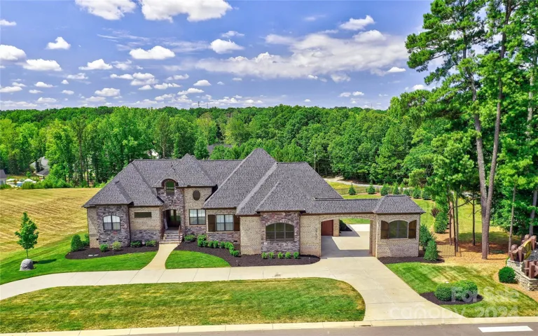 WELCOME HOME!Dreams DO Come True!