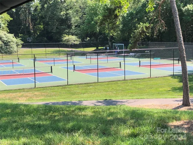 Pickleball courts/private for Davidson Landing only