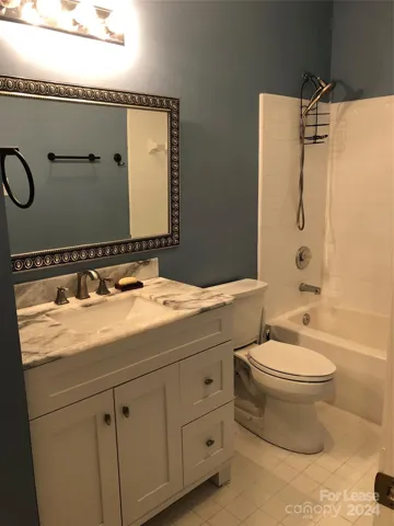2nd bathroom