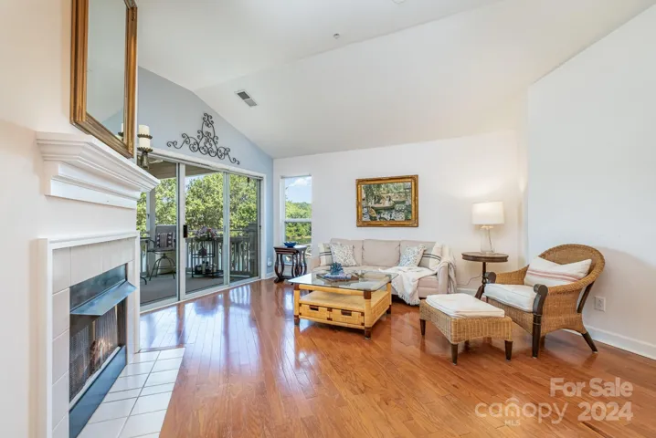 Neutral and open spaces allow for many different furniture configurations