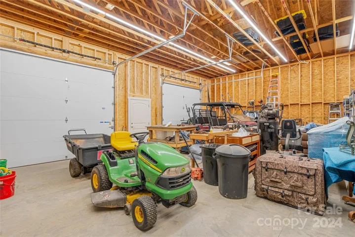 Detached storage/workshop building.
