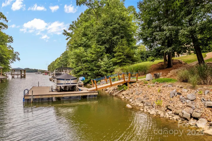 Waterfront with Pier, Boat Slip & Boat Lift