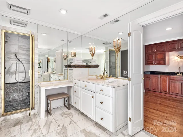 Master bath steam shower