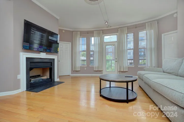 Tons of windows to let the natural light pour in and to enjoy the city views!