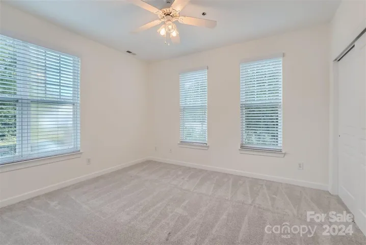 Second bedroom also with new carpet!