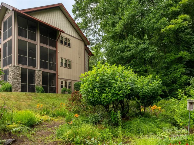 top floor garden/creekside end unit