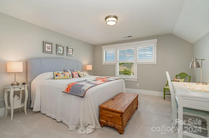 Plenty of space for a guest to enjoy privacy