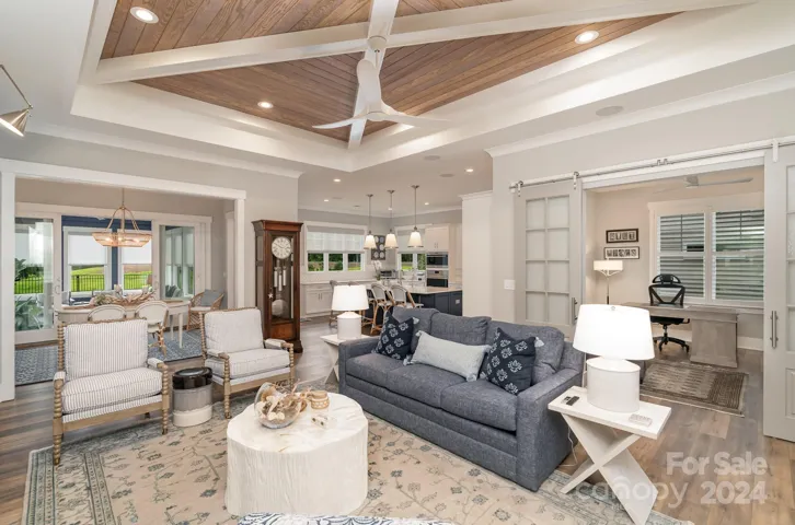 The floor plan has a wonderful flow with easy and open access to the kitchen and breakfast room.