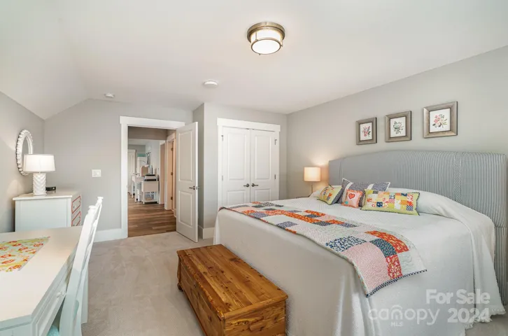 Large upstairs bedroom