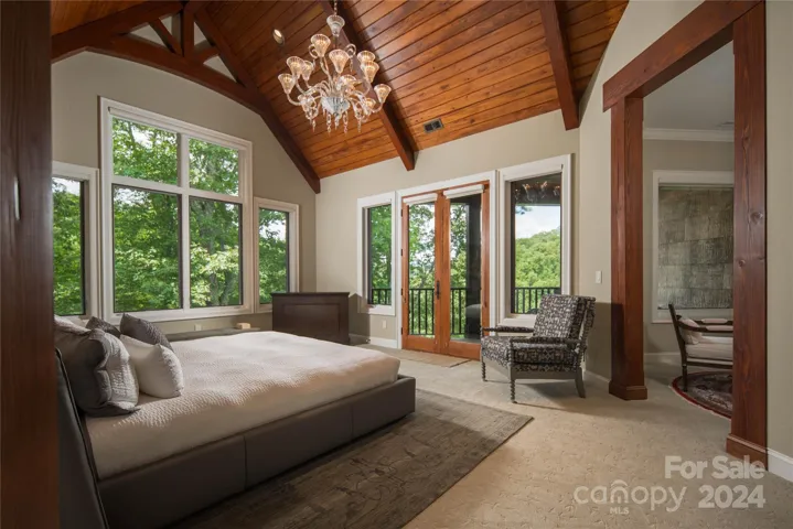 Sitting area and deck access from Primary