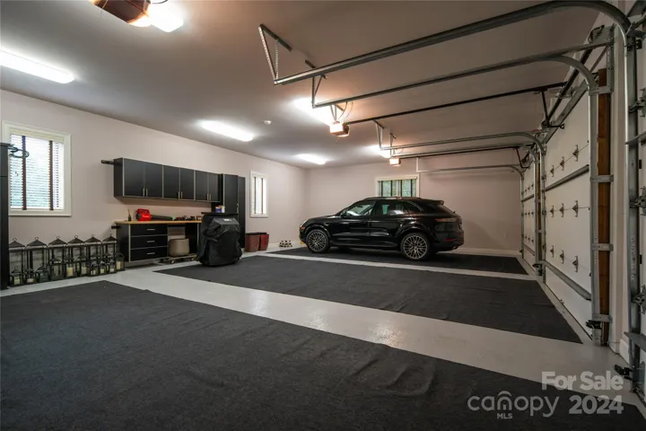 Heated 3 car garage