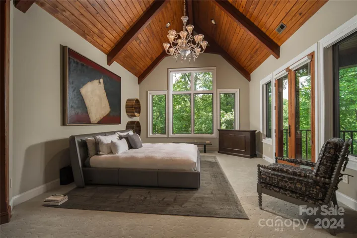 Spacious primary bedroom