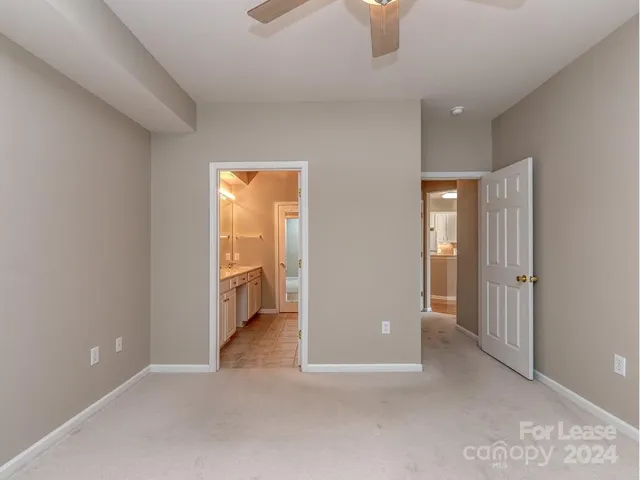 Primary suite