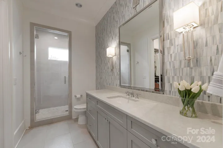 Ensuite Four