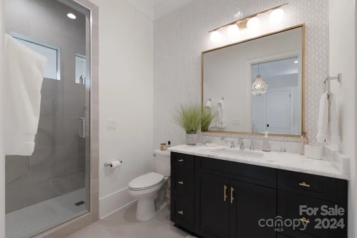 Ensuite Three