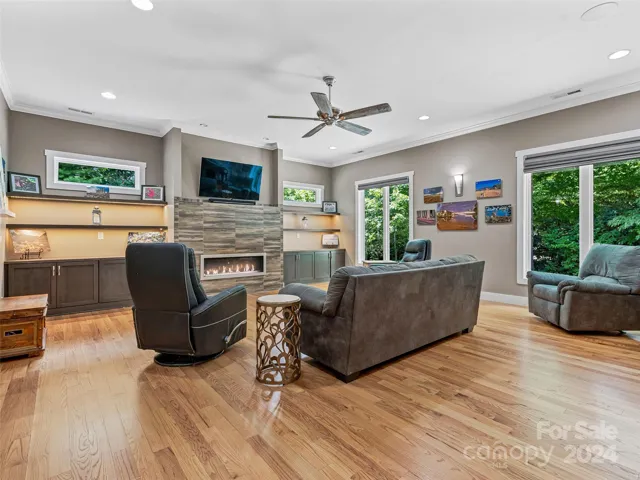 Large Family Room With Direct Vent Fireplace