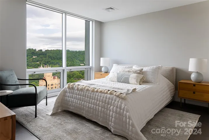 Secondary Bedroom Suite