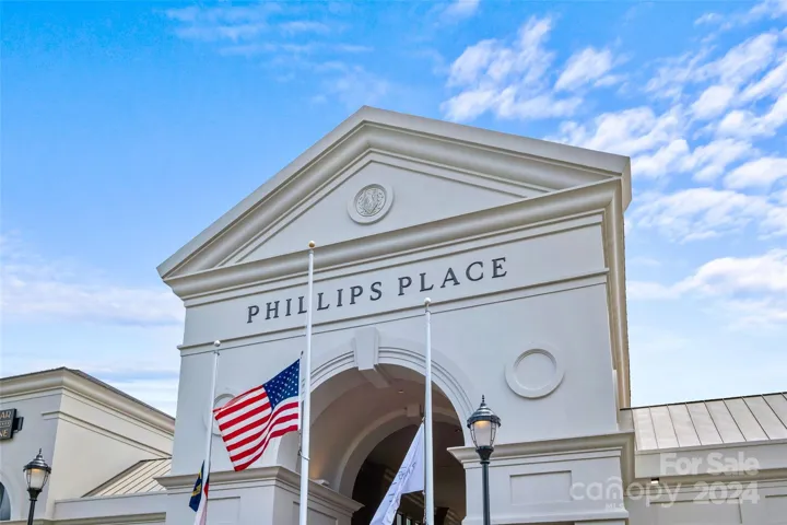 Upscale shopping close by