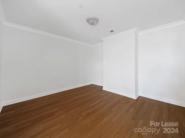 Dining area / Flex space