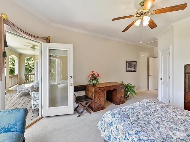 Bedroom 3 balcony access