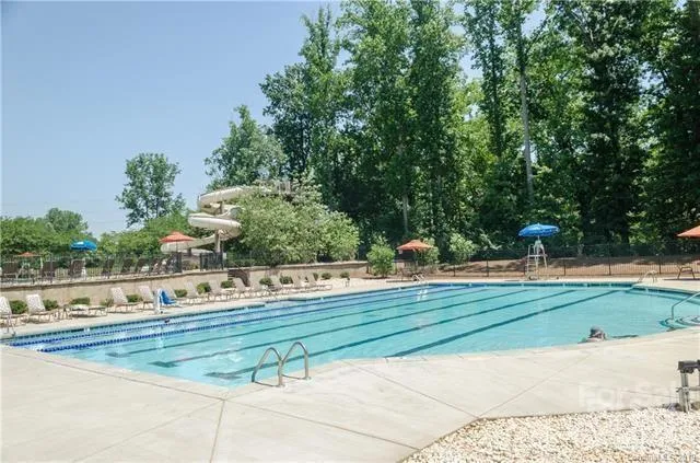Nice lap Pool