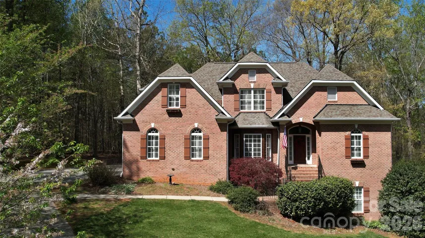 Drive up Trey View Court to your new home - only 3 brick homes and trees share this small private cul-de-sac!