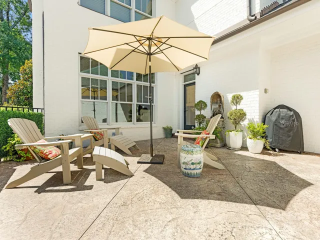 Rear Courtyard