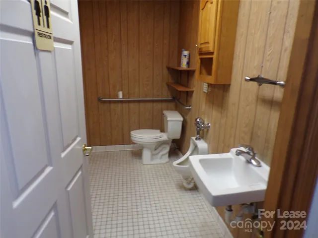 1170