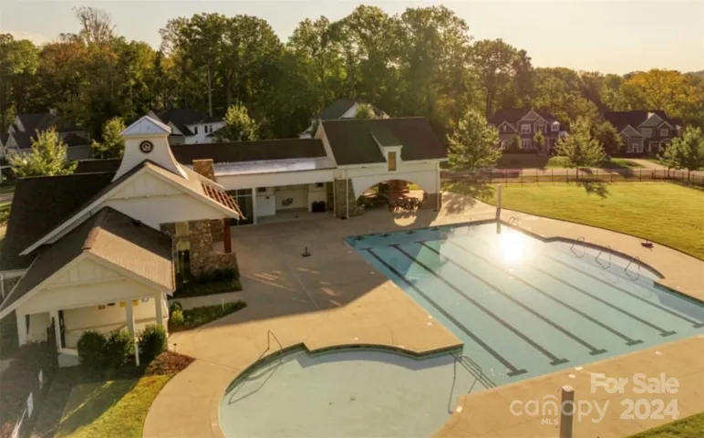 Community clubhouse & pool.