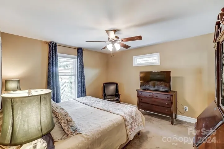 Main bedroom