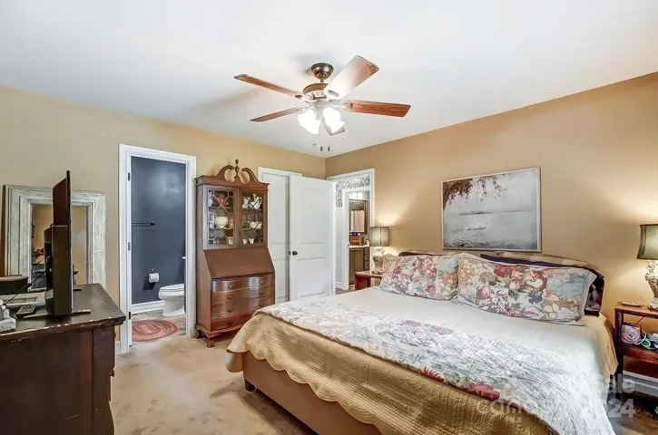 Main bedroom