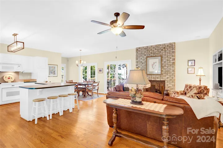 main open floor plan