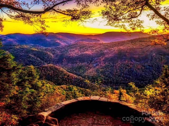 Chestoa View a few minutes away perfect for your sunrises to reset your mind