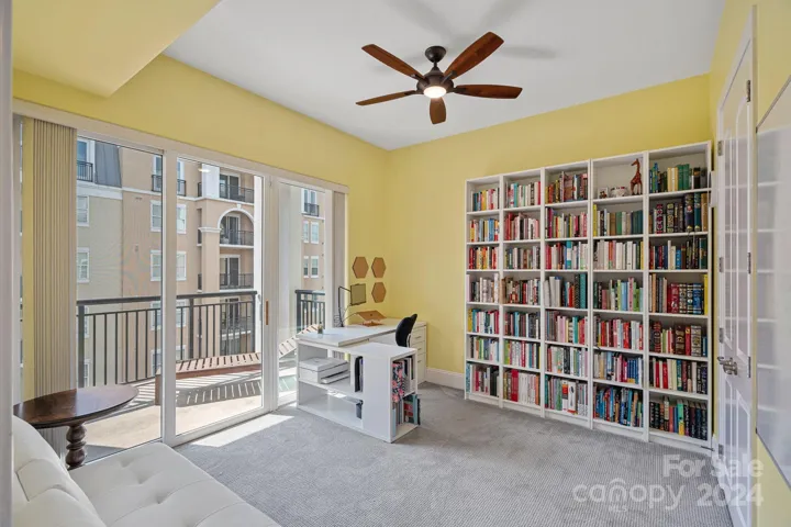 Secondary bedroom