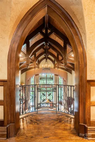 The overlook of the balcony of the grand hall