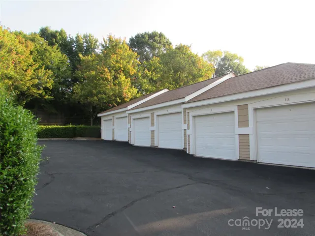 Private One Car Garage
